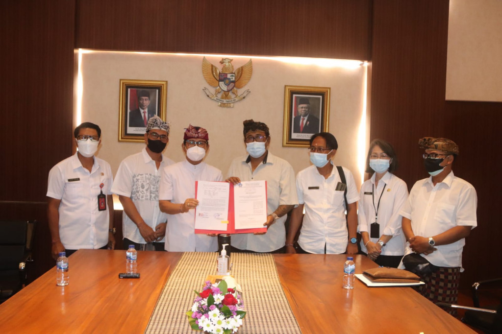 Penandatanganan Perjanjian Sewa Pasar Taman Griya Jimbaran